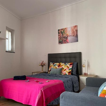 By La Rambla Rooms Barcelona Exterior photo