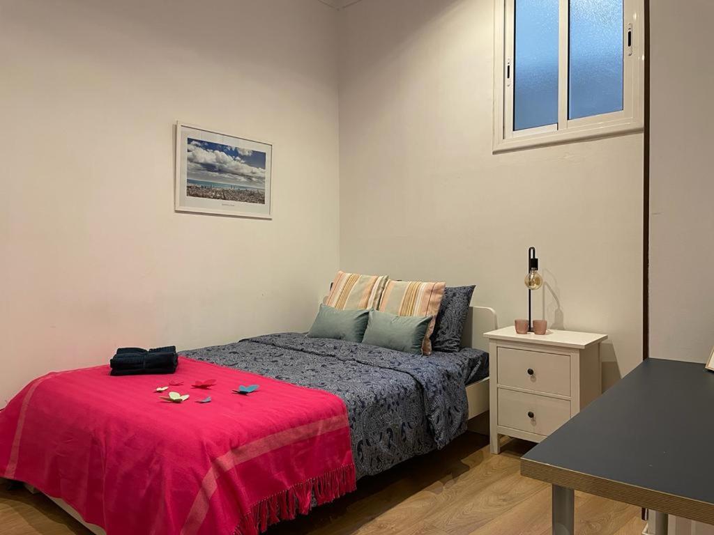 By La Rambla Rooms Barcelona Exterior photo