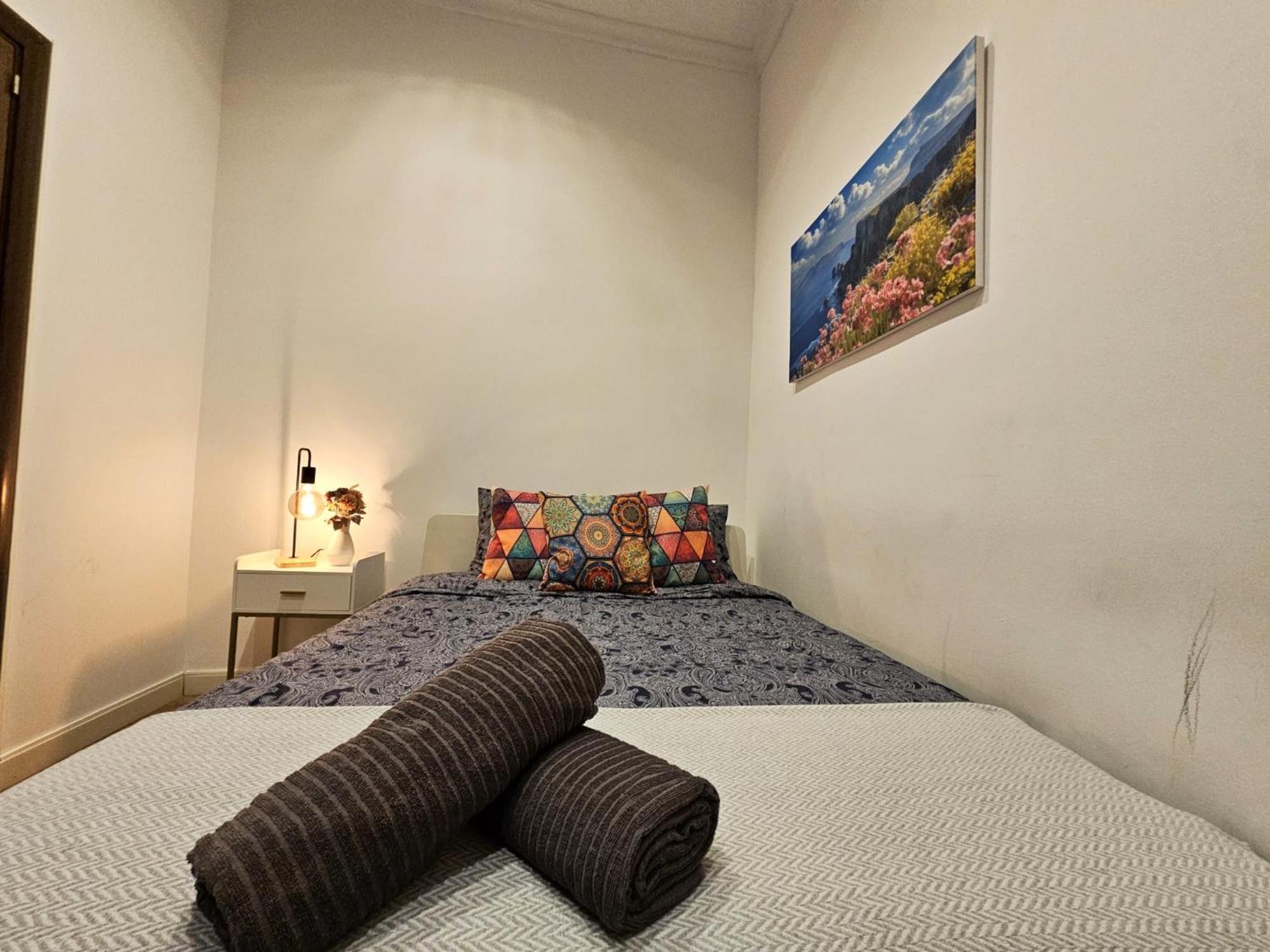 By La Rambla Rooms Barcelona Exterior photo